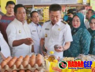 Cek Harga dan Ketersedian Bahan Pokok Jelang Rahmadan,Â Bupati Rohil Tinjau Pasar Datuk Rubiah